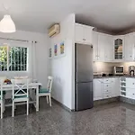וילה Villa Amapola With Privet Heated Pool נרחה
